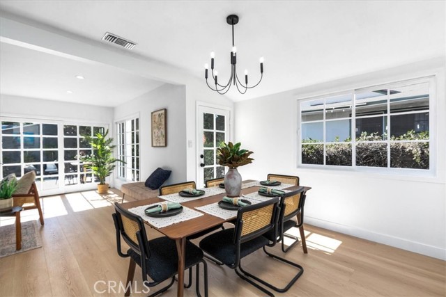 5447 Columbus Avenue, Sherman Oaks CA: https://media.crmls.org/medias/958d5baf-8f90-465c-8124-33b1a6f91f62.jpg