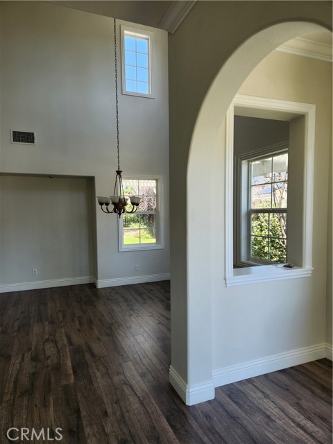 Detail Gallery Image 4 of 8 For 33 Calle Pelicano, San Clemente,  CA 92673 - 4 Beds | 2/1 Baths