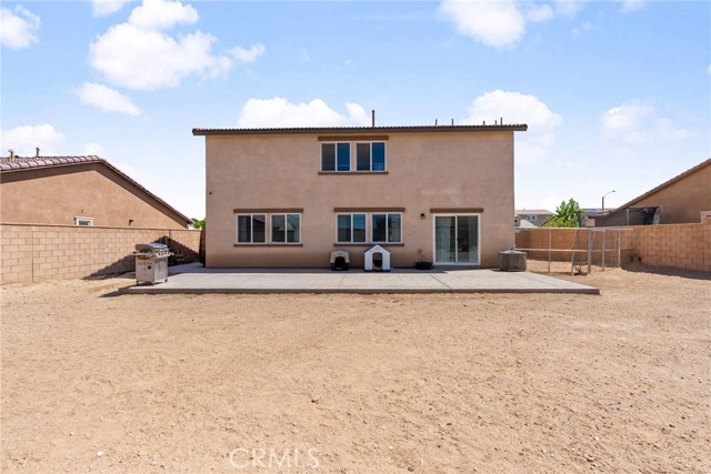 Detail Gallery Image 3 of 52 For 11832 Espola Pl, Victorville,  CA 92392 - 4 Beds | 3 Baths