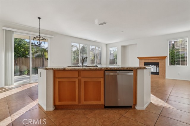 Detail Gallery Image 14 of 47 For 33720 Mistflower Ct, Lake Elsinore,  CA 92532 - 3 Beds | 2/1 Baths