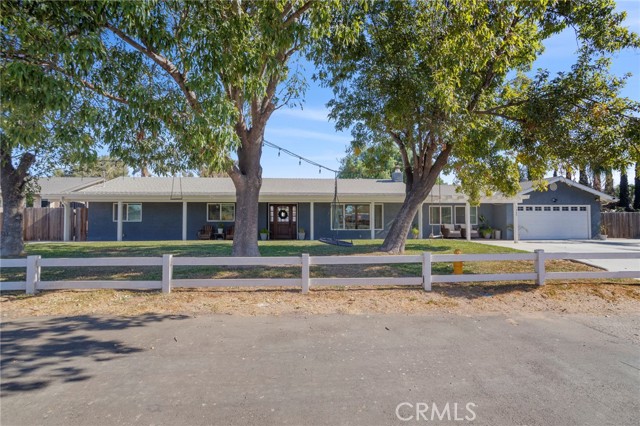 Detail Gallery Image 5 of 54 For 1980 White Horse Ln, Norco,  CA 92860 - 5 Beds | 3 Baths