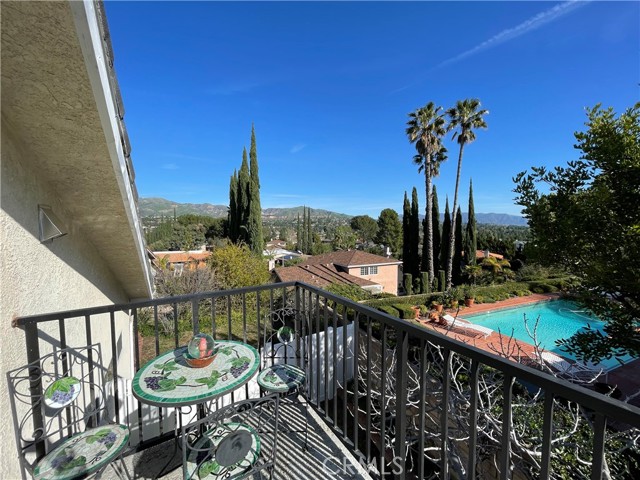 Detail Gallery Image 4 of 21 For 19153 Clymer St, Porter Ranch,  CA 91326 - 1 Beds | 1 Baths