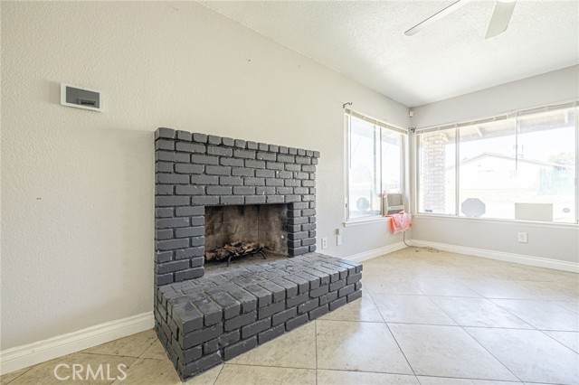 Detail Gallery Image 5 of 35 For 17394 Laredo Vista, Palmdale,  CA 93591 - 3 Beds | 2 Baths