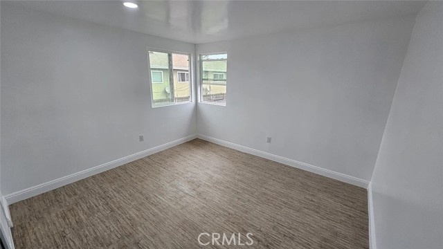 Detail Gallery Image 5 of 8 For 711 Sloan Ave, Compton,  CA 90221 - 3 Beds | 2 Baths