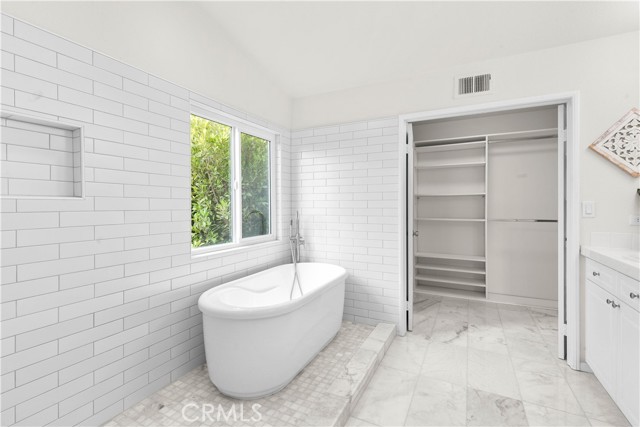 7971 Paseo Aliso, Carlsbad, California 92009, 5 Bedrooms Bedrooms, ,3 BathroomsBathrooms,Residential,For Sale,Paseo Aliso,PW24081062