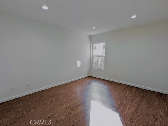 1159 Linden Avenue, Glendale CA: https://media.crmls.org/medias/95921b2b-c6ef-4e21-a6d1-7744348fc051.jpg