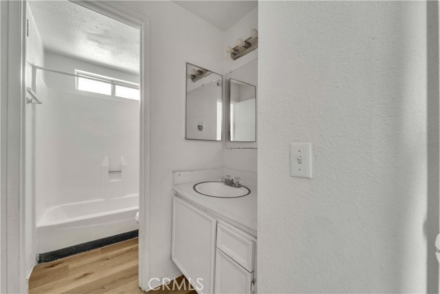 Detail Gallery Image 10 of 14 For 43618 Stanridge Ave, Lancaster,  CA 93535 - 3 Beds | 2 Baths