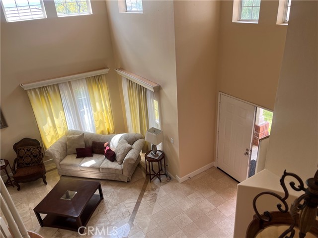 Detail Gallery Image 18 of 58 For 24633 Stagg St, West Hills,  CA 91304 - 5 Beds | 3 Baths