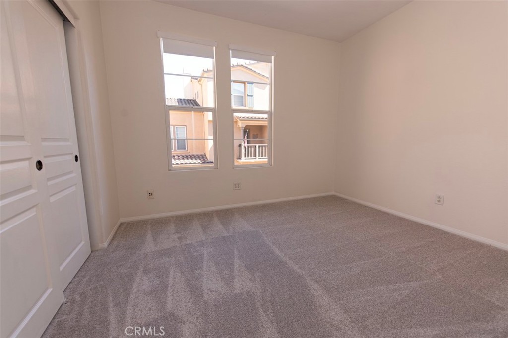 MLS #OC25273018 image #17