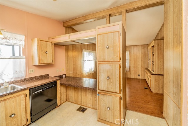 Detail Gallery Image 8 of 46 For 22241 Nisqually Rd #123,  Apple Valley,  CA 92308 - 2 Beds | 2 Baths