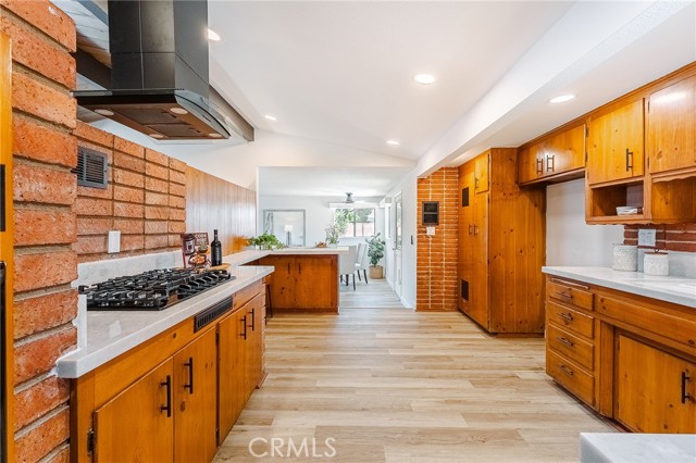 5835 Los Santos Way, Buena Park CA: https://media.crmls.org/medias/9592a1c0-1ecc-45c7-8733-813d40cfd5dc.jpg