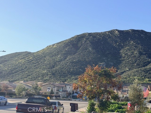 https://media.crmls.org/medias/95930af2-62c3-4180-96de-86c03942a4cb.jpg?preset=X-Large