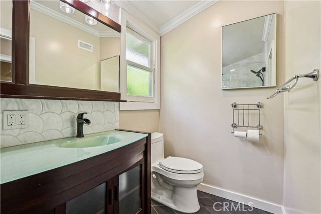 Detail Gallery Image 32 of 51 For 1742 Bonaire, Newport Beach,  CA 92660 - 4 Beds | 3 Baths