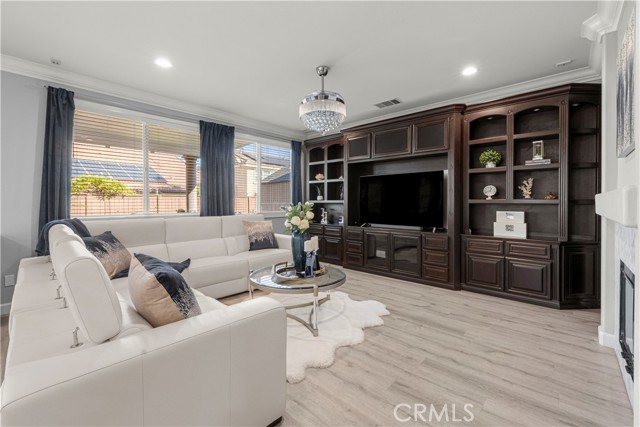 Image 8 of 42 For 26672 Mark Twain Court