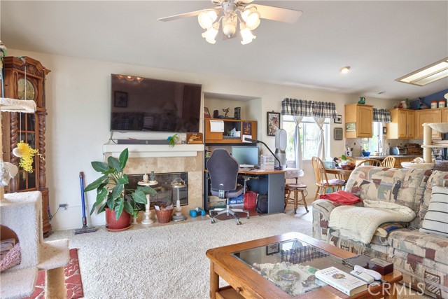 1015 Carryll Park Court, Fallbrook, California 92028, 3 Bedrooms Bedrooms, ,2 BathroomsBathrooms,Residential,For Sale,Carryll Park Court,SW24081698