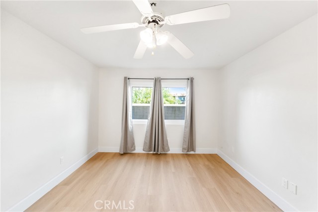 Image 40 of 62 For 6600 Warner  241