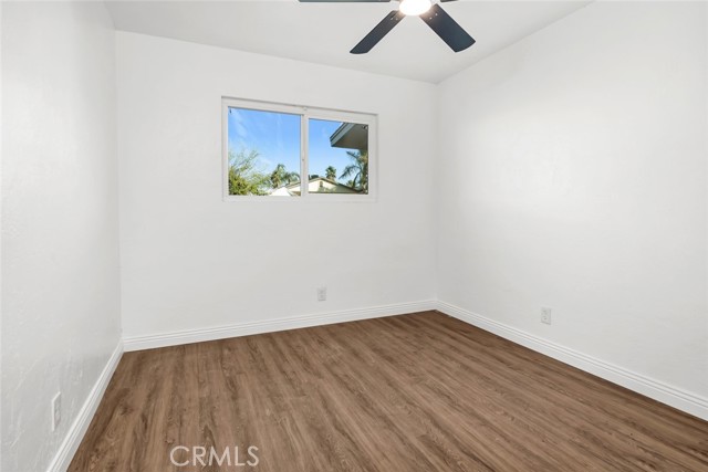 Detail Gallery Image 33 of 39 For 2701 Houchin, Bakersfield,  CA 93304 - 4 Beds | 2 Baths