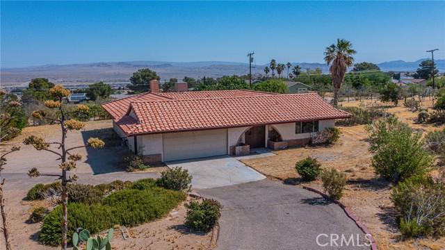 Detail Gallery Image 1 of 1 For 27575 Crestview Rd, Barstow,  CA 92311 - 3 Beds | 2 Baths