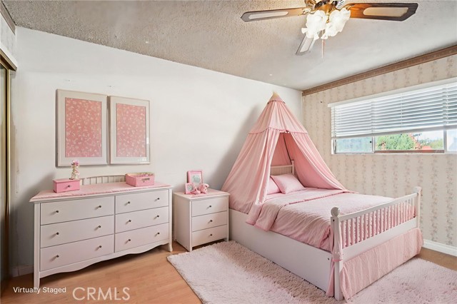 MLS #OC25261845 image #9