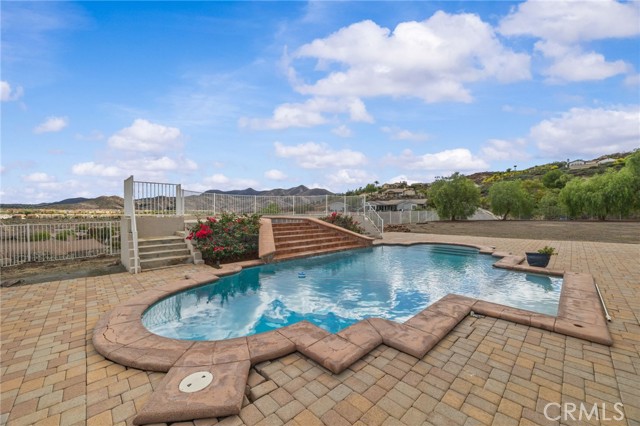 101 Via De La Valle, Lake Elsinore CA: https://media.crmls.org/medias/9598b3fb-fa07-44b4-8b14-4ec4cfc91c1e.jpg