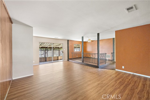 Detail Gallery Image 4 of 34 For 552 N Broadmoor Ave, West Covina,  CA 91790 - 4 Beds | 2 Baths