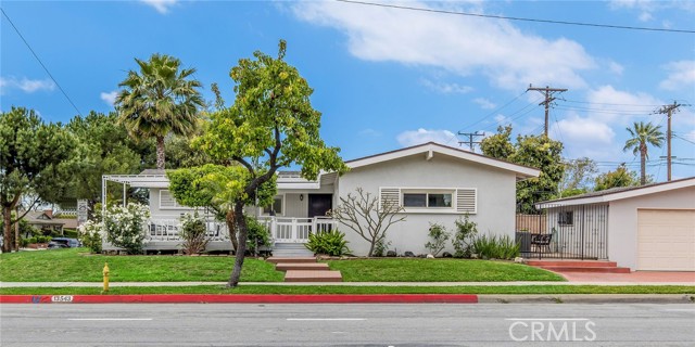 Detail Gallery Image 2 of 33 For 13543 Biola Ave, La Mirada,  CA 90638 - 4 Beds | 2 Baths
