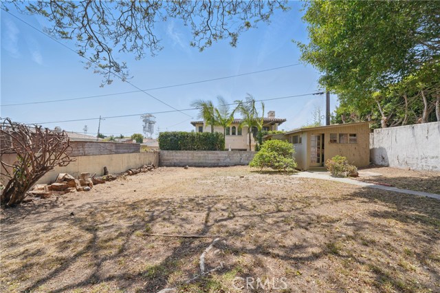Detail Gallery Image 25 of 31 For 1320 23rd St, Manhattan Beach,  CA 90266 - 3 Beds | 2 Baths