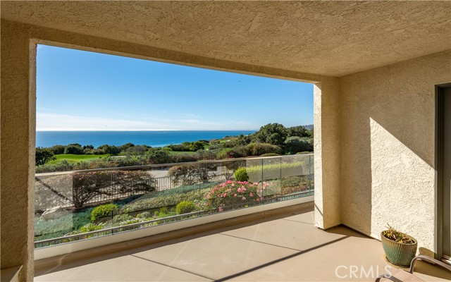 3200 La Rotonda Drive, Rancho Palos Verdes, California 90275, 3 Bedrooms Bedrooms, ,1 BathroomBathrooms,Residential,Sold,La Rotonda,PV22018783