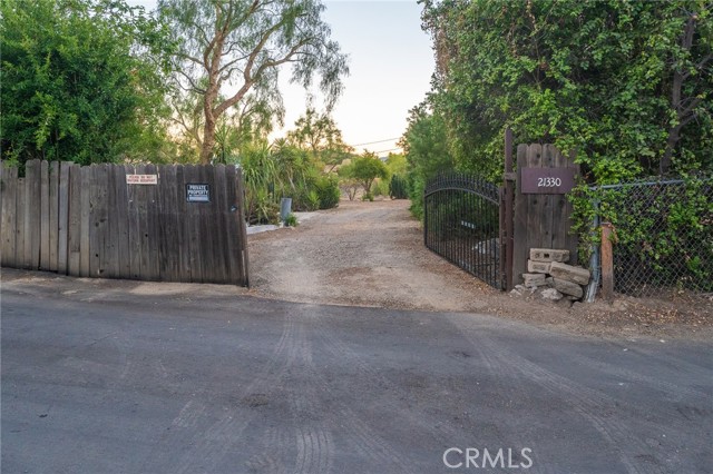 Detail Gallery Image 18 of 24 For 21330 Kickapoo Trl, Chatsworth,  CA 91311 - 2 Beds | 1 Baths