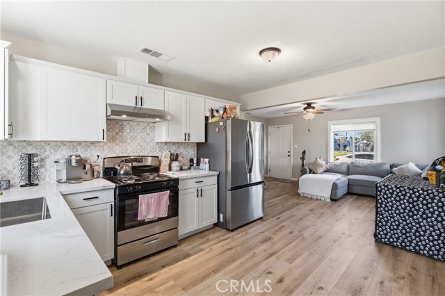 Detail Gallery Image 11 of 22 For 4530 E Mckenzie, Fresno,  CA 93702 - 2 Beds | 1 Baths