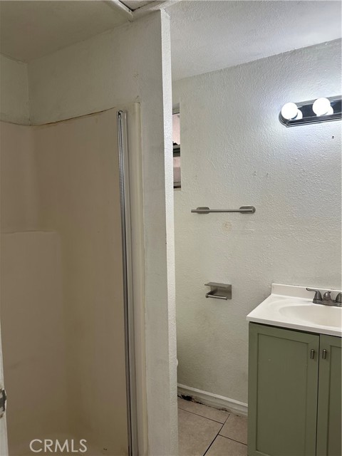 Detail Gallery Image 15 of 32 For 1917 E 61st St, Long Beach,  CA 90805 - 3 Beds | 1 Baths