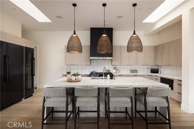 Detail Gallery Image 24 of 44 For 1615 Anita Ln, Newport Beach,  CA 92660 - 4 Beds | 4/1 Baths