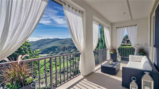 Detail Gallery Image 25 of 54 For 20 Vermilion Cliffs, Aliso Viejo,  CA 92656 - 4 Beds | 3/1 Baths