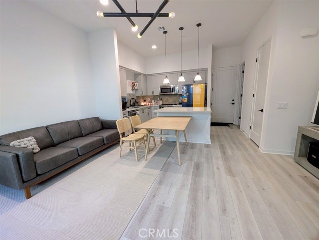 848 Francesca Drive, Walnut CA: https://media.crmls.org/medias/959d88f4-f1ab-4d22-a4bf-222183c310fe.jpg
