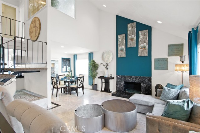 1107 Woodbury Drive, Harbor City CA: https://media.crmls.org/medias/959d8c1f-407c-4a0a-97ce-e2bfe656e830.jpg