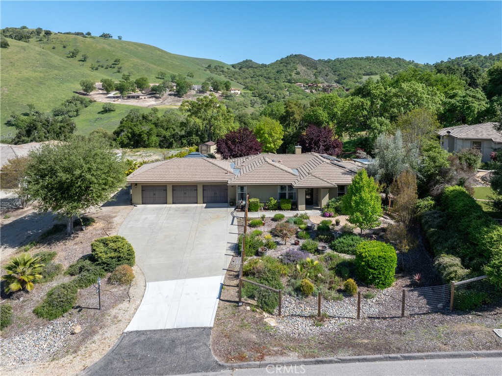 9885 Bluegill Drive
