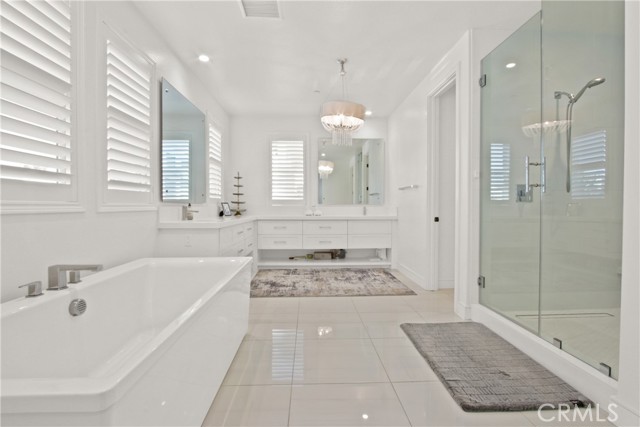 208 Ocean Place, Seal Beach CA: https://media.crmls.org/medias/959f171b-9cc4-4eed-9570-ac3b0ecbf634.jpg