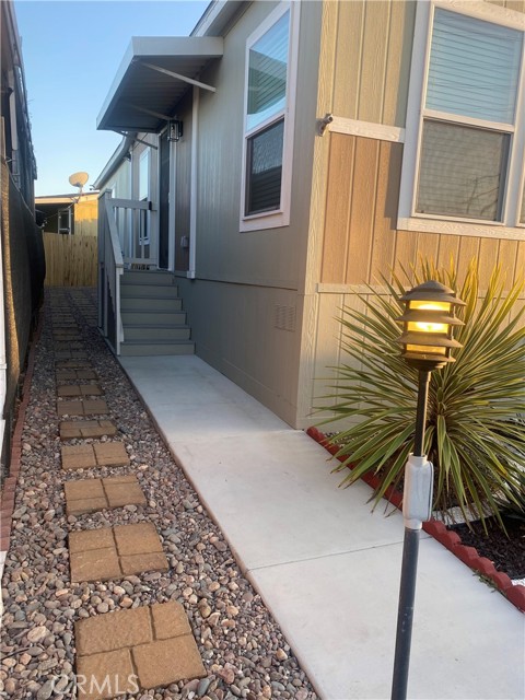 Detail Gallery Image 7 of 12 For 17705 S Western Ave #88,  Gardena,  CA 90248 - 3 Beds | 2 Baths