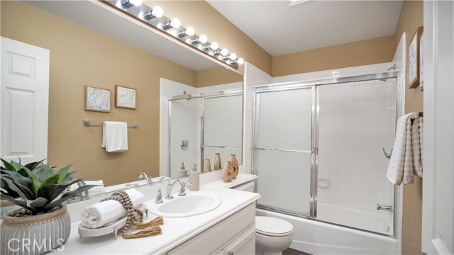 Detail Gallery Image 35 of 58 For 4 Vista Frondosa, Rancho Santa Margarita,  CA 92688 - 3 Beds | 2/1 Baths