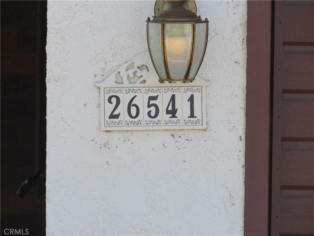 https://media.crmls.org/medias/959fcf60-566c-4f08-a3b1-1e52183be896.jpg?preset=X-Large
