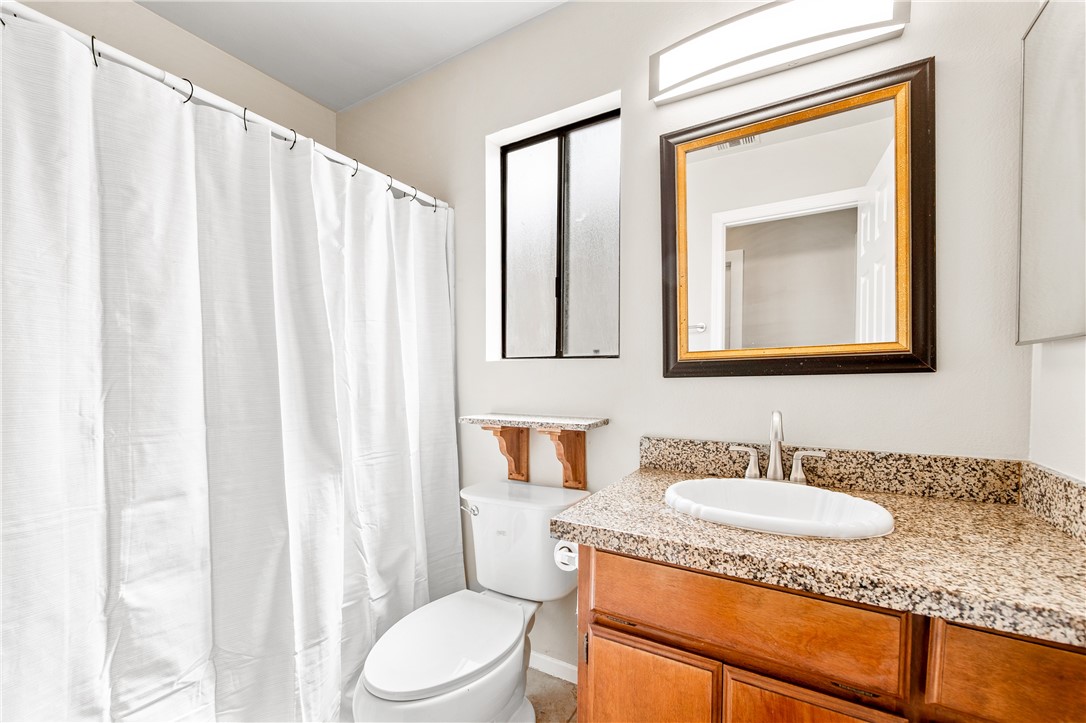 Detail Gallery Image 29 of 48 For 305 E Sunset St, Long Beach,  CA 90805 - 3 Beds | 2/1 Baths