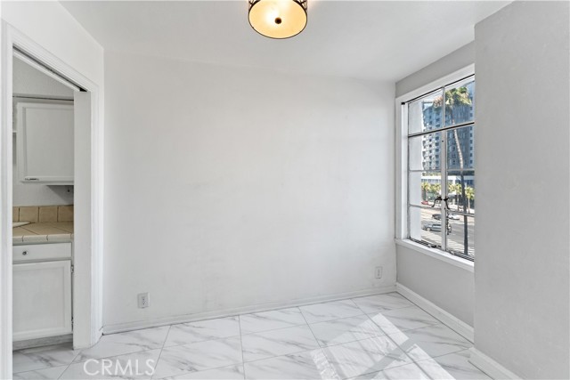 Detail Gallery Image 9 of 17 For 800 E Ocean Bld #306,  Long Beach,  CA 90802 - 0 Beds | 1 Baths