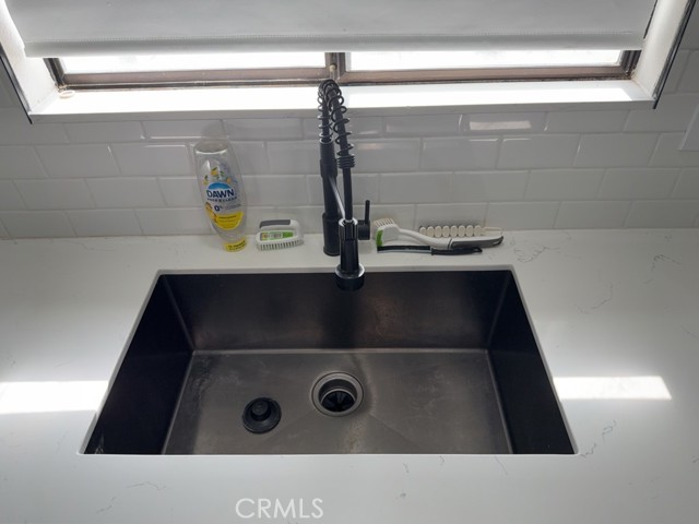 Detail Gallery Image 13 of 48 For 13839 Rincon, Apple Valley,  CA 92307 - 4 Beds | 2 Baths