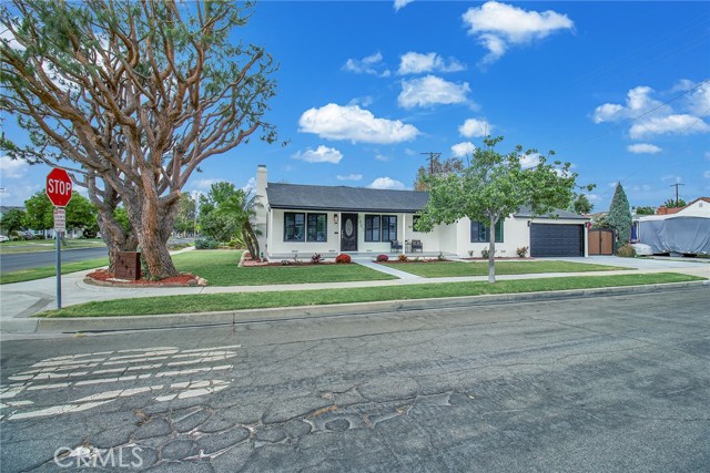 Detail Gallery Image 37 of 41 For 3605 Lomina Ave, Long Beach,  CA 90808 - 3 Beds | 2/1 Baths