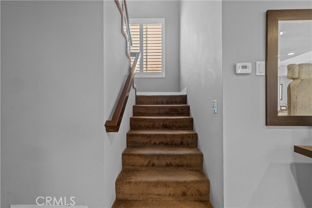 Detail Gallery Image 13 of 43 For 706 Oceanhill, Huntington Beach,  CA 92648 - 3 Beds | 2/1 Baths