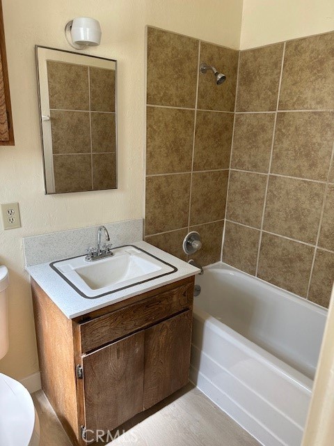 112 E Cottage Street, Barstow CA: https://media.crmls.org/medias/95a1c49a-0cf8-4a01-bc2b-bf132d57b07d.jpg