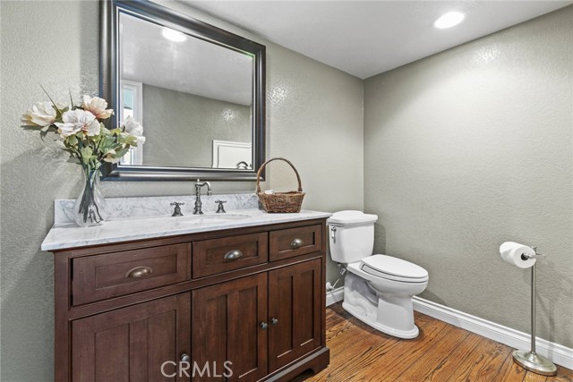 95a23bb9 40bc 4203 A4fa 6bd2bb968e9d