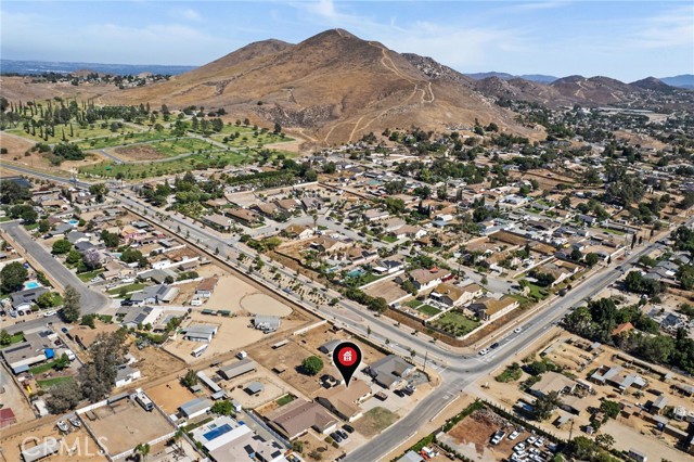 4949 California Avenue, Norco CA: https://media.crmls.org/medias/95a2b728-28d5-4565-84dc-0fd363cdbed2.jpg