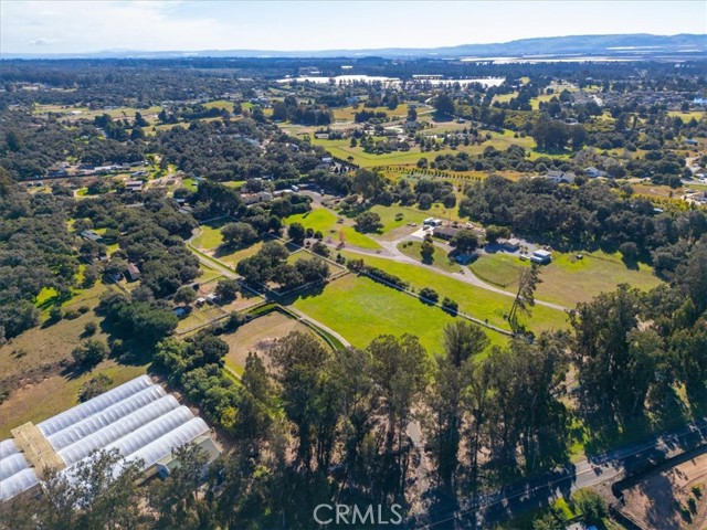 425 W El Campo Road, Arroyo Grande CA: https://media.crmls.org/medias/95a35c1e-4e7d-4ae1-9ace-ead5e0d94b22.jpg