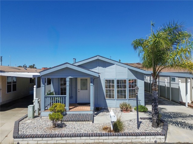 26311 Jackson Avenue, Murrieta CA: https://media.crmls.org/medias/95a3e06e-f077-402e-8dcc-9732069acdf2.jpg